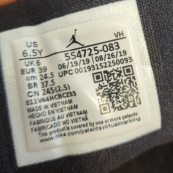 Multicolored Nike Jordan's sneakers - Picture 5 of 5